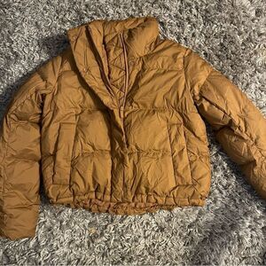 Lululemon wunder puff cropped jacket size 2